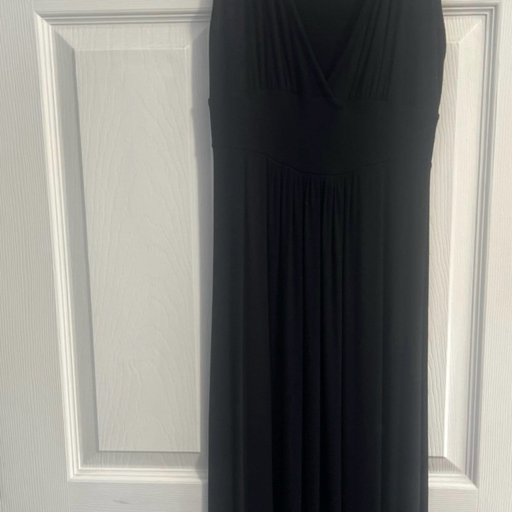 Elegant Black Maxi Dress
